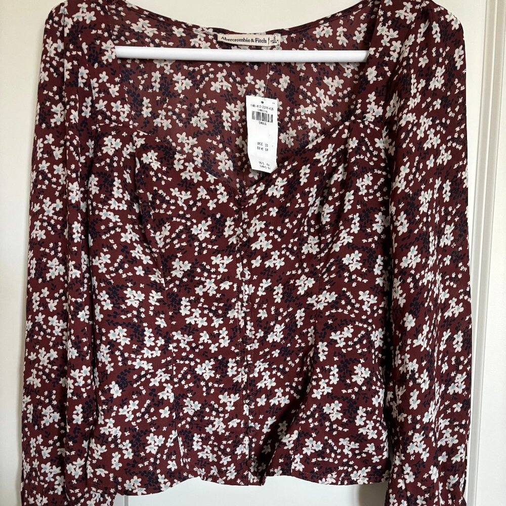 New with tags Abercrombie blouse